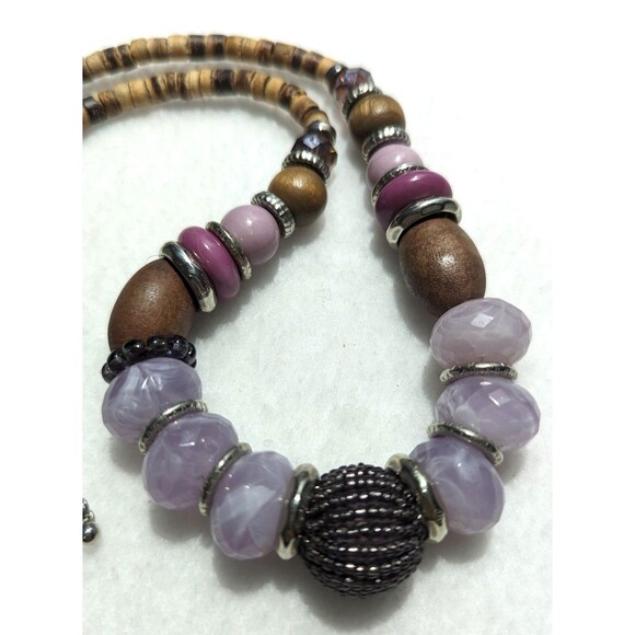 Boho Bold Shades of Lavender Brown Beaded Necklace - Picture 5 of 11